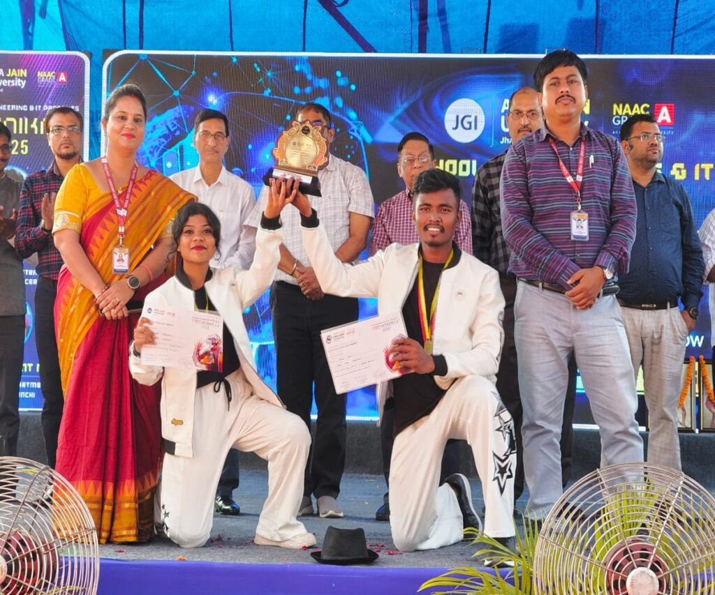 Students Honoured for Outstanding Success in Technica 5