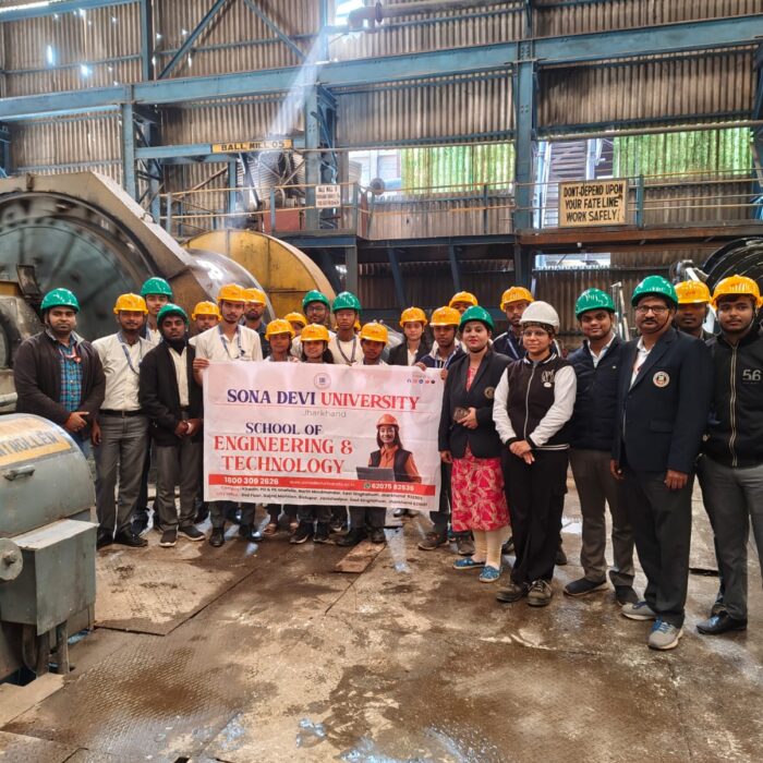 Industrial Visit by Students of School of Engineering & Technology 2025